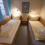 Ferienhaeuser Im Sylter Gartenweg Apartment
