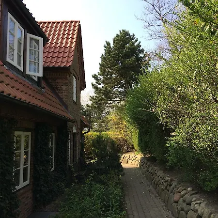 Ferienhaeuser Im Sylter Gartenweg Sylt