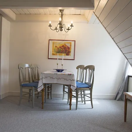 Apartman Ferienhaeuser Im Sylter Gartenweg